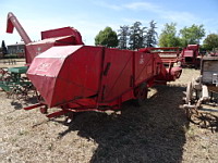 Tracteur avec moissonneuse (ph F. Mrugala, St Jean de Touslas)(7)